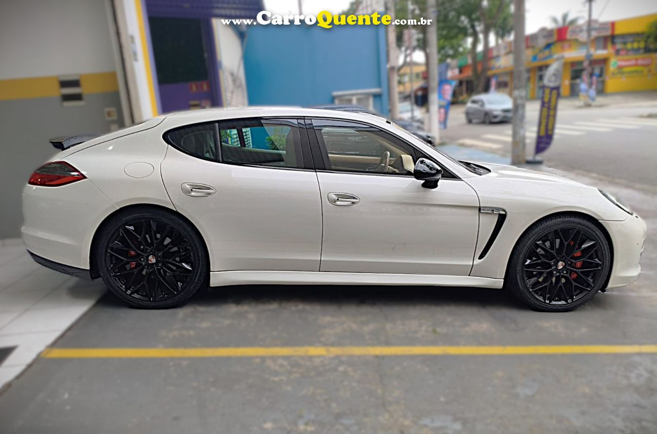 PORSCHE   PANAMERA 4S 4.8 400CV   BRANCO 2011 4.8 GASOLINA - Loja