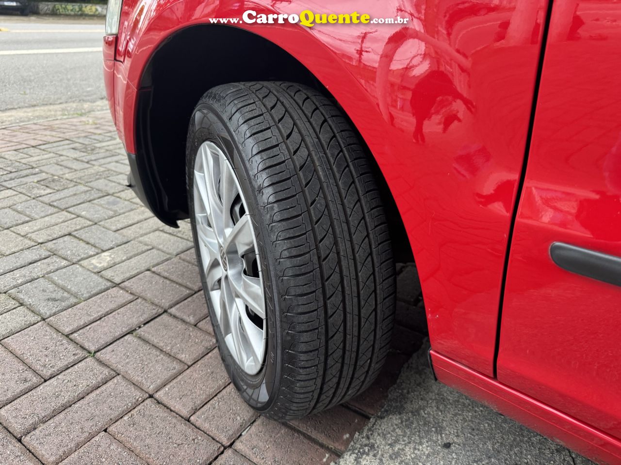 VOLKSWAGEN   FOX CITY 1.0 MI 1.0MI TOTAL FLEX 8V 5P   VERMELHO 2009 1.0 FLEX - Loja