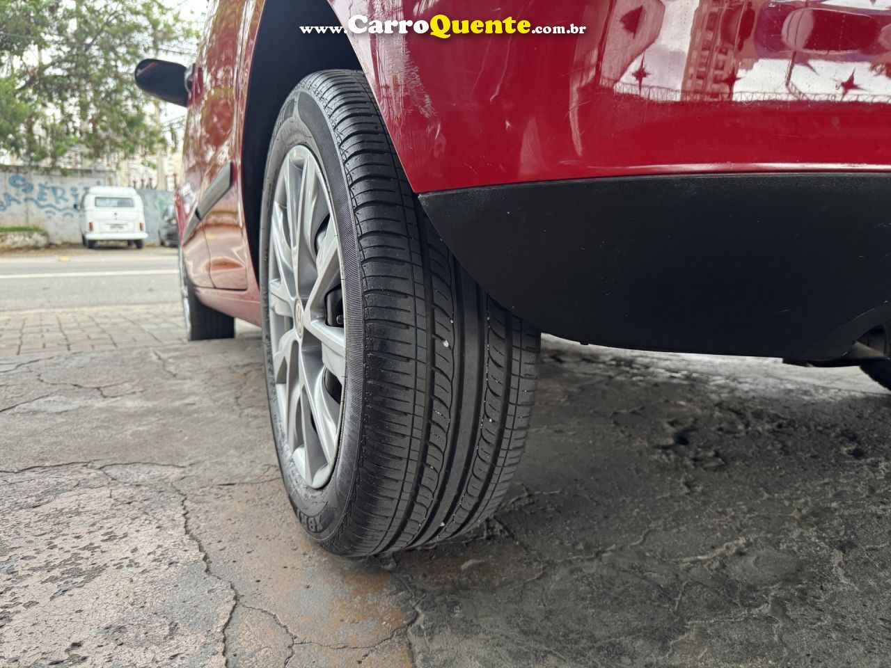 VOLKSWAGEN   FOX CITY 1.0 MI 1.0MI TOTAL FLEX 8V 5P   VERMELHO 2009 1.0 FLEX - Loja