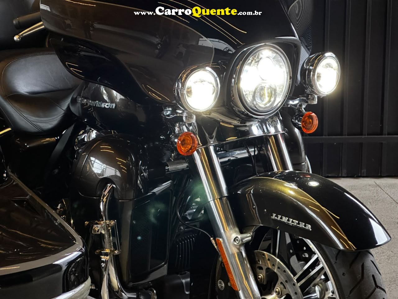 HARLEY-DAVIDSON   ELECTRA GLIDE ULTRA LIMITED FLHTK   PRETO 2020 1868 GASOLINA - Loja