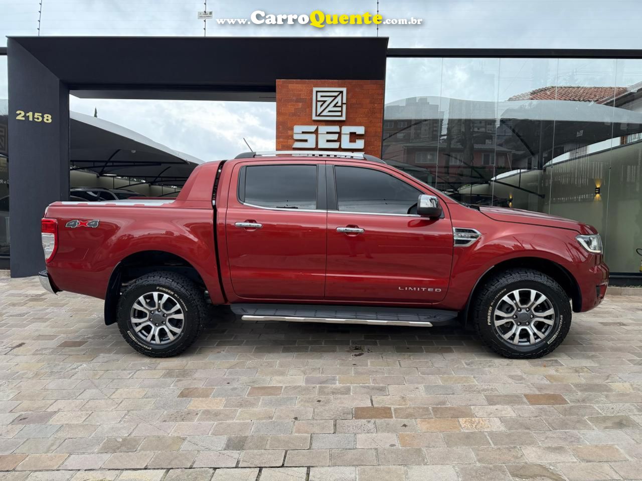FORD   RANGER LIMITED 3.2 4X4 CD DIESEL AUT.   VERMELHO 2022 3.2 DIESEL - Loja