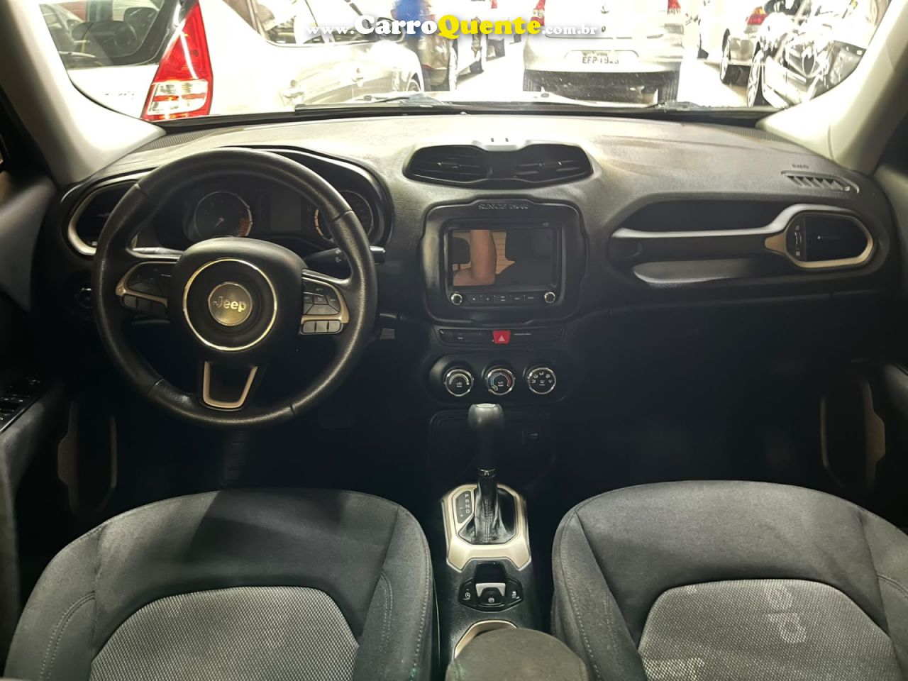 JEEP   RENEGADE1.8 4X2 FLEX 16V AUT.   PRETO 2018 1.8 FLEX - Loja