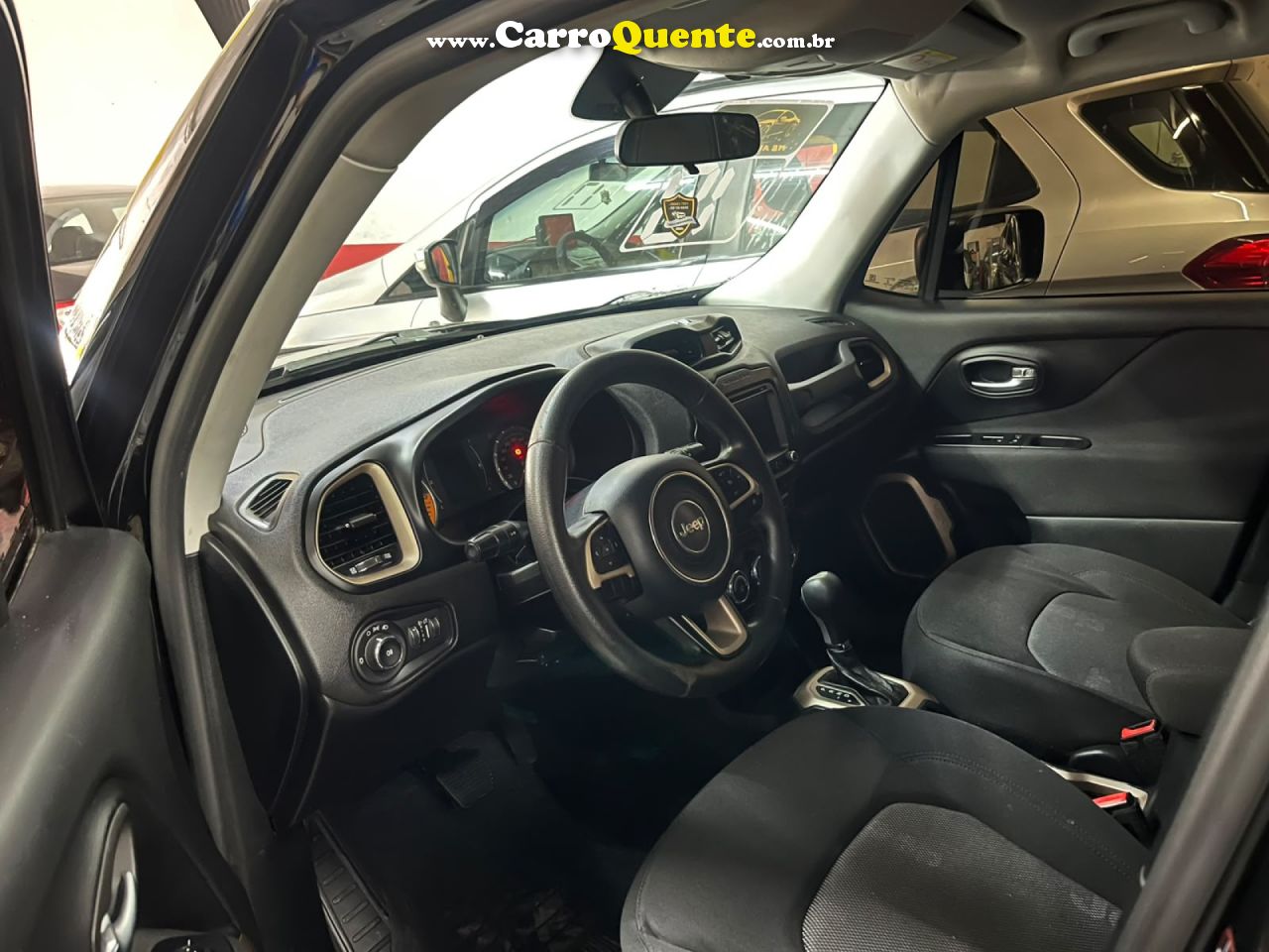 JEEP   RENEGADE1.8 4X2 FLEX 16V AUT.   PRETO 2018 1.8 FLEX - Loja