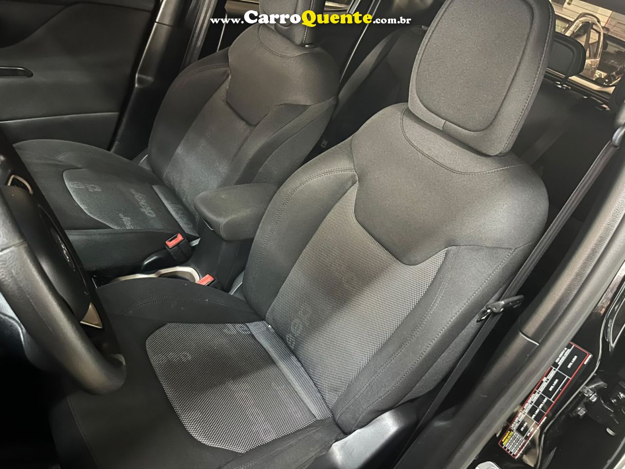 JEEP   RENEGADE1.8 4X2 FLEX 16V AUT.   PRETO 2018 1.8 FLEX - Loja