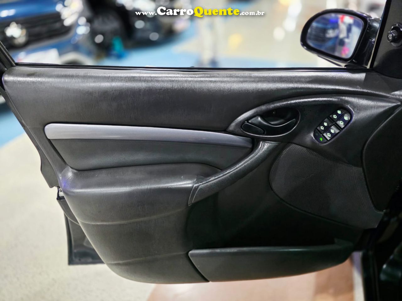 FORD FOCUS 2.0 GLX 16V 2008 - Loja