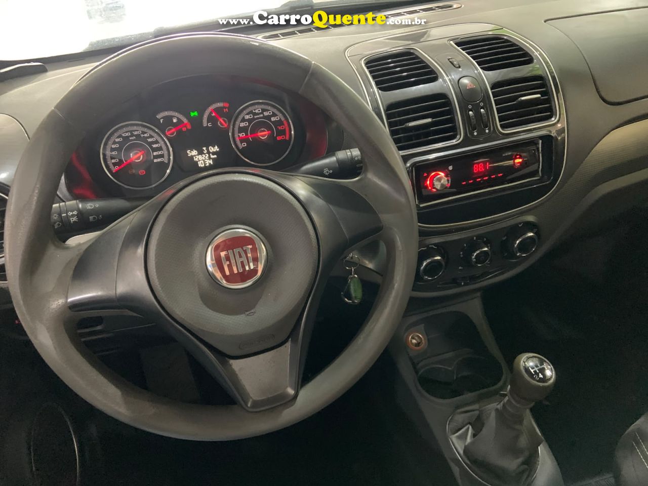FIAT GRAND SIENA 1.4 MPI ATTRACTIVE 2015 - Loja