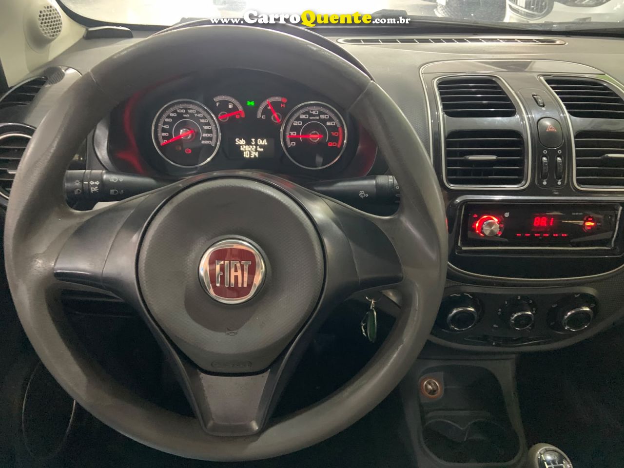 FIAT GRAND SIENA 1.4 MPI ATTRACTIVE 2015 - Loja