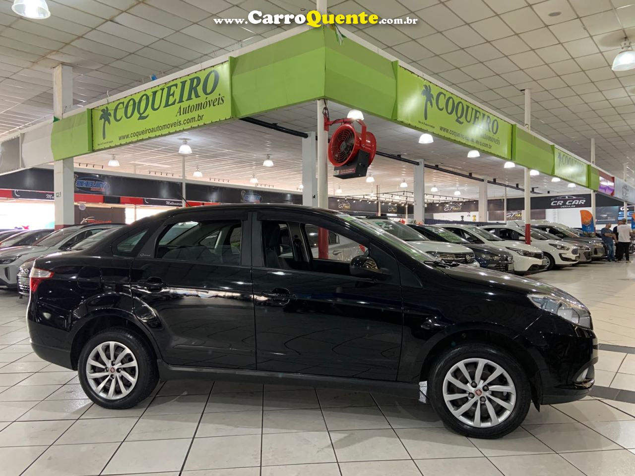 FIAT GRAND SIENA 1.4 MPI ATTRACTIVE 2015 - Loja