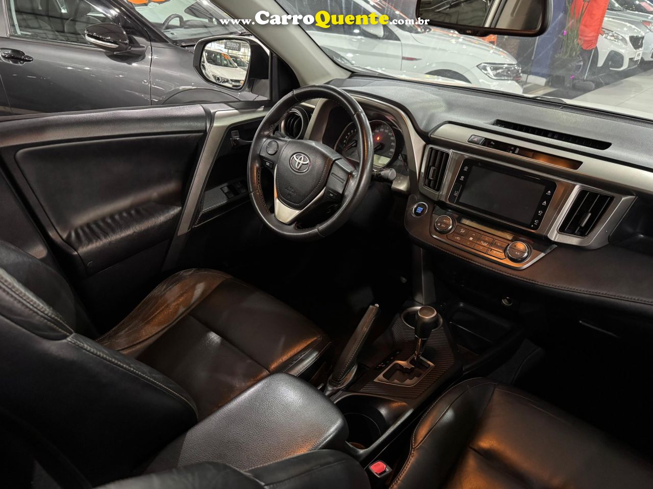 TOYOTA RAV4 2.0 4X4 16V 2014 - Loja