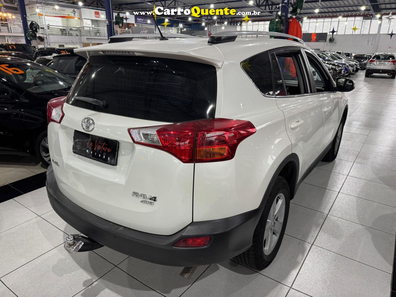 TOYOTA RAV4 2.0 4X4 16V 2014 - Loja