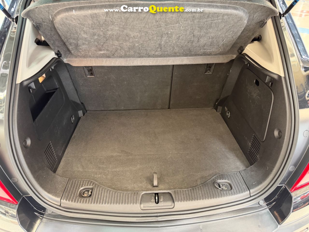 CHEVROLET TRACKER 1.8 MPFI LTZ 4X2 16V 2015 - Loja