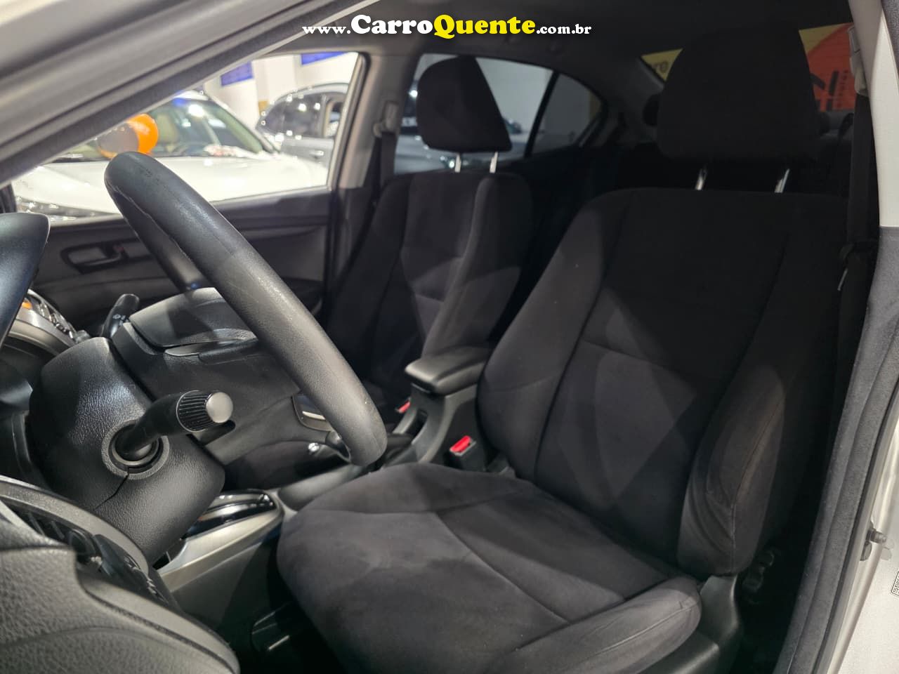 HONDA CITY 1.5 LX 16V 2013 - Loja