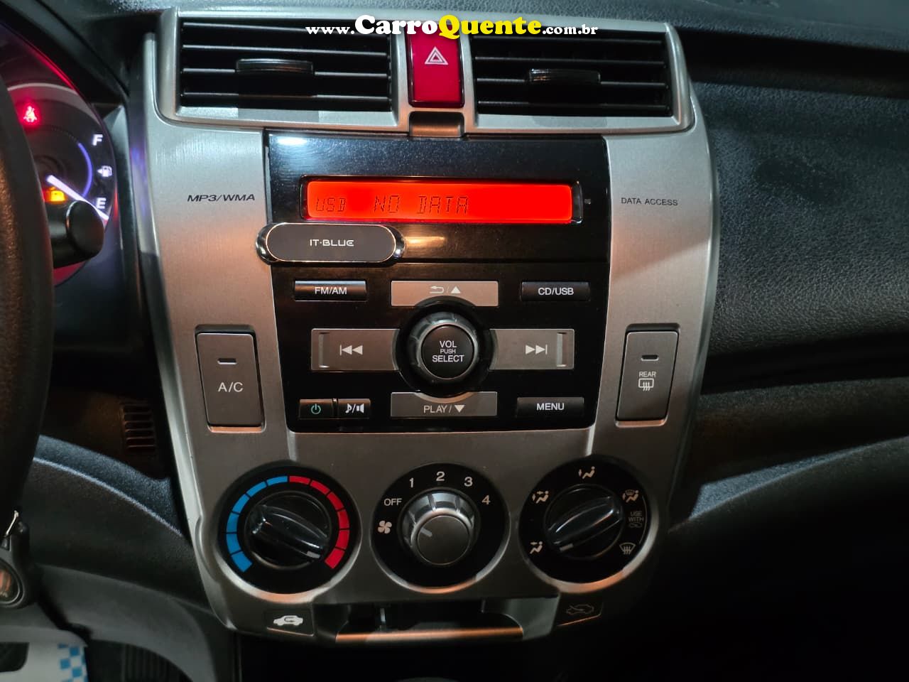 HONDA CITY 1.5 LX 16V 2013 - Loja