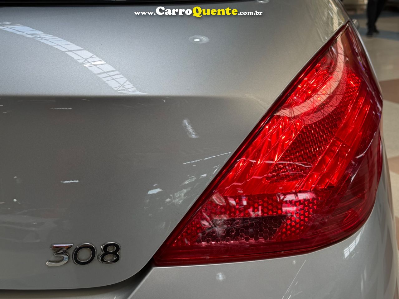 PEUGEOT 308 1.6 ACTIVE 16V 2014 - Loja