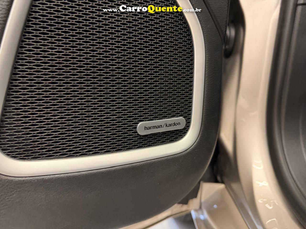JEEP COMMANDER 1.3 T270 TURBO OVERLAND 2022 - Loja