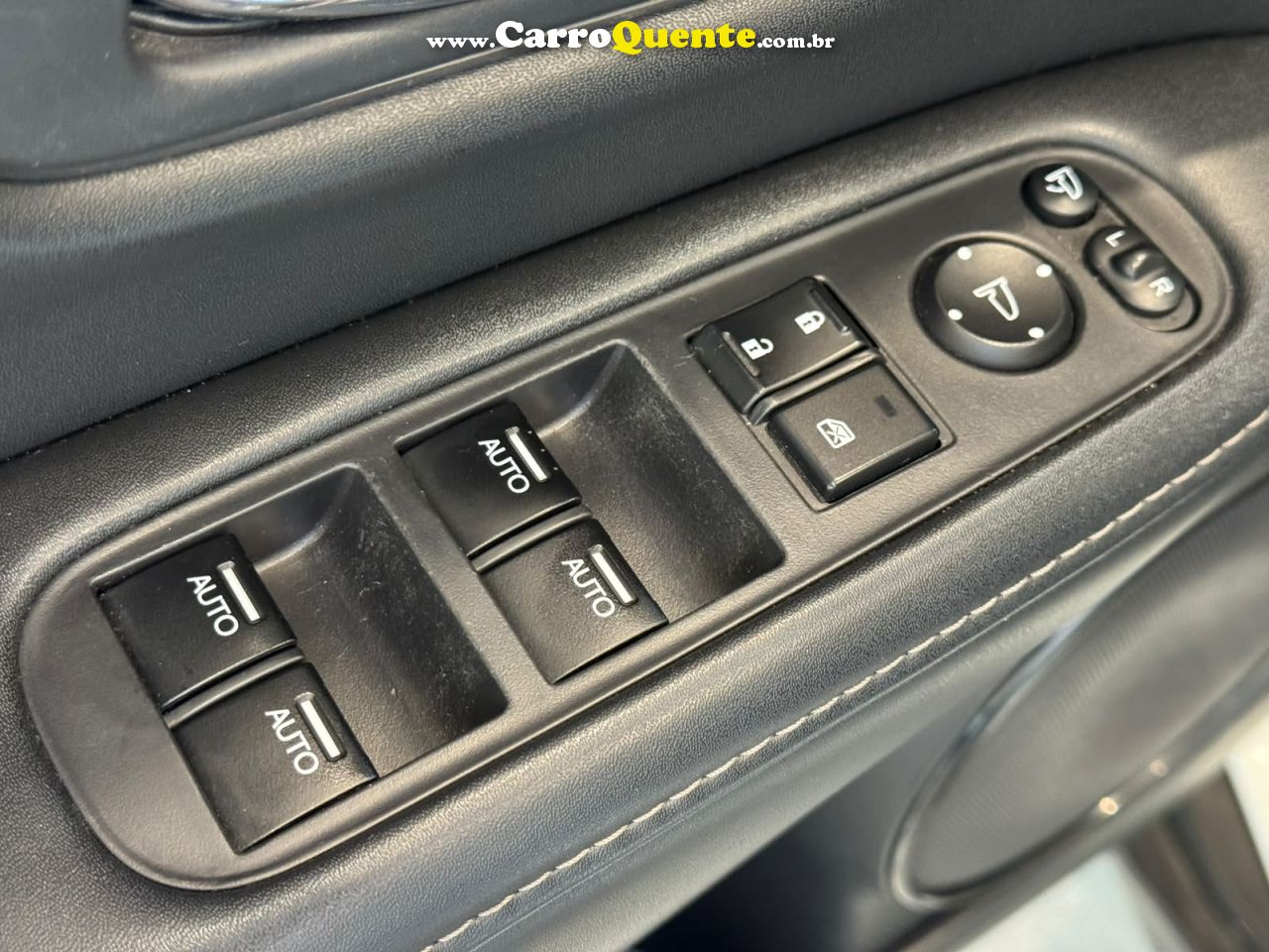 HONDA HR-V 1.8 16V EX 2021 - Loja