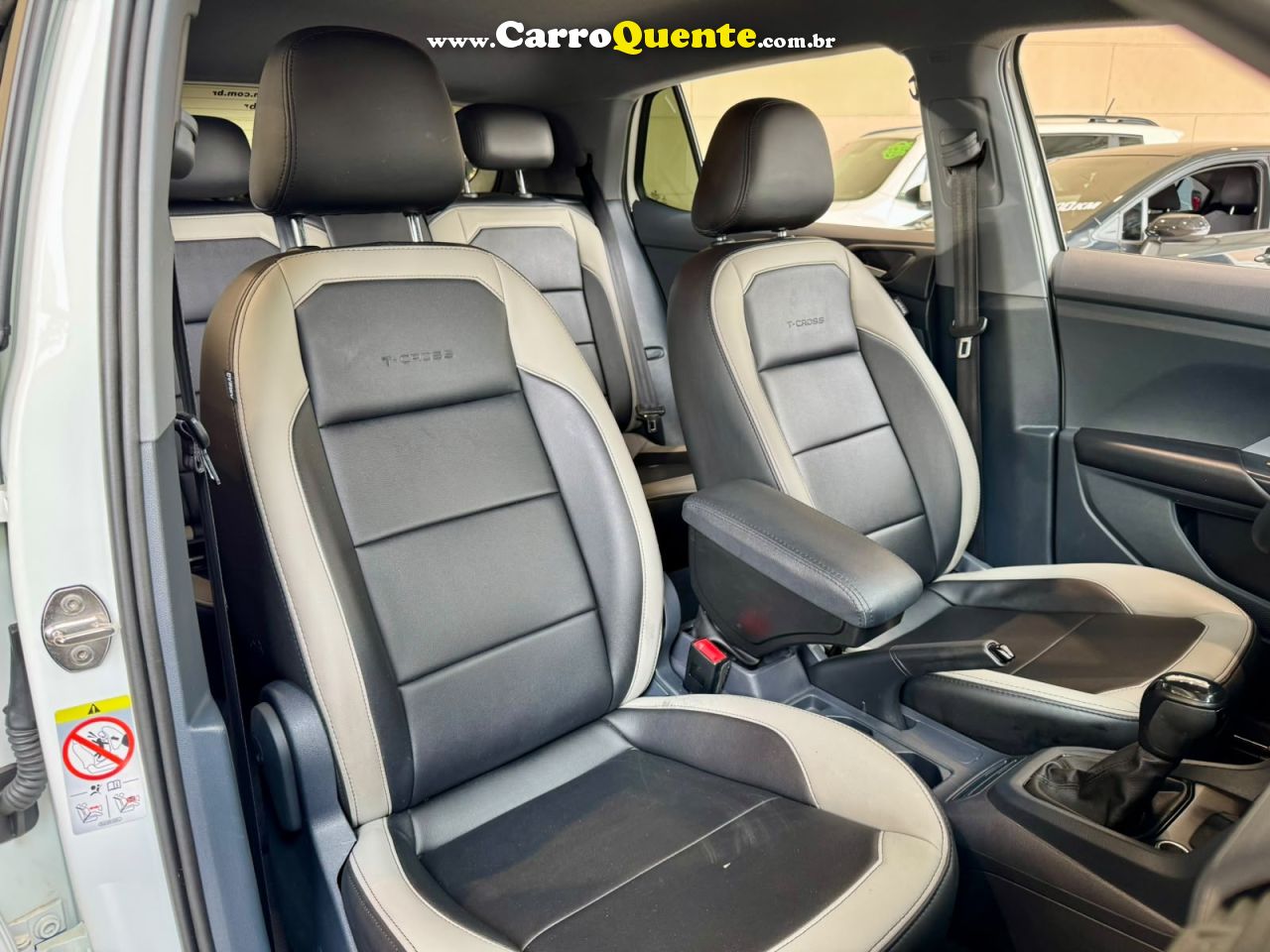 VOLKSWAGEN T-CROSS 1.0 200 TSI TOTAL SENSE 2022 - Loja