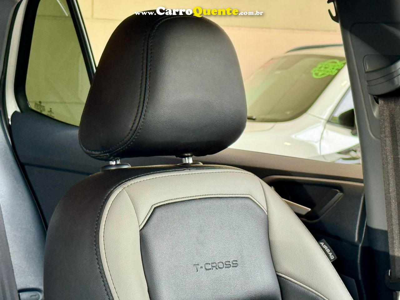 VOLKSWAGEN T-CROSS 1.0 200 TSI TOTAL SENSE 2022 - Loja