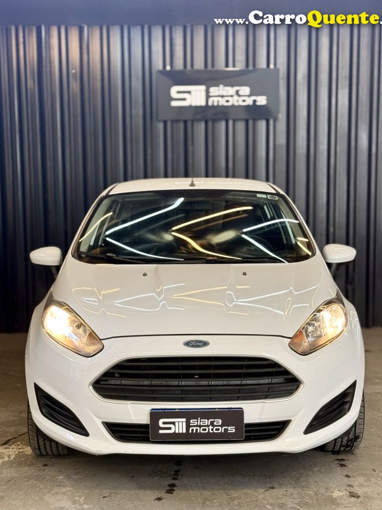 FORD   NEW FIESTA HA 1.5  S   BRANCO 2014 1.5 FLEX - Loja