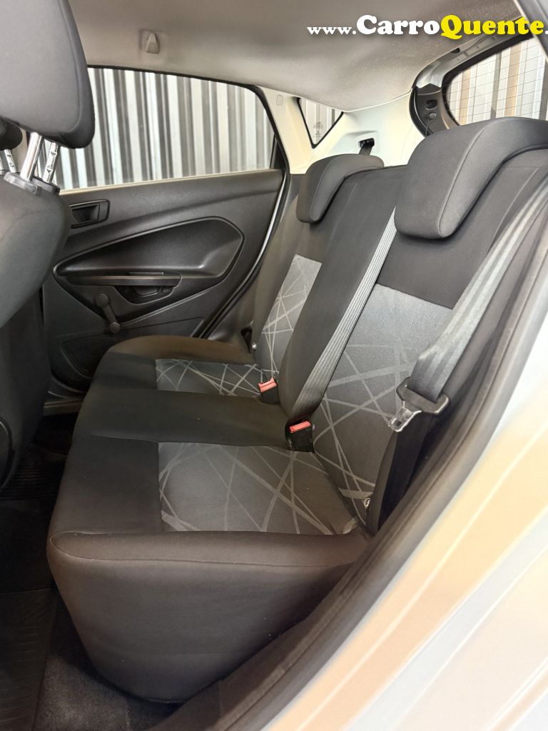 FORD   NEW FIESTA HA 1.5  S   BRANCO 2014 1.5 FLEX - Loja