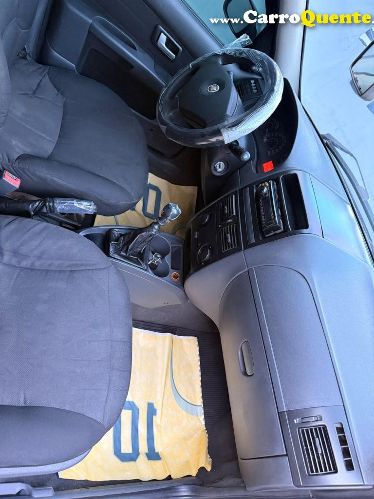 FIAT   SIENA EL 1.0 MPI FIRE FLEX 8V 4P   PRETO 2011 1.0 FLEX - Loja