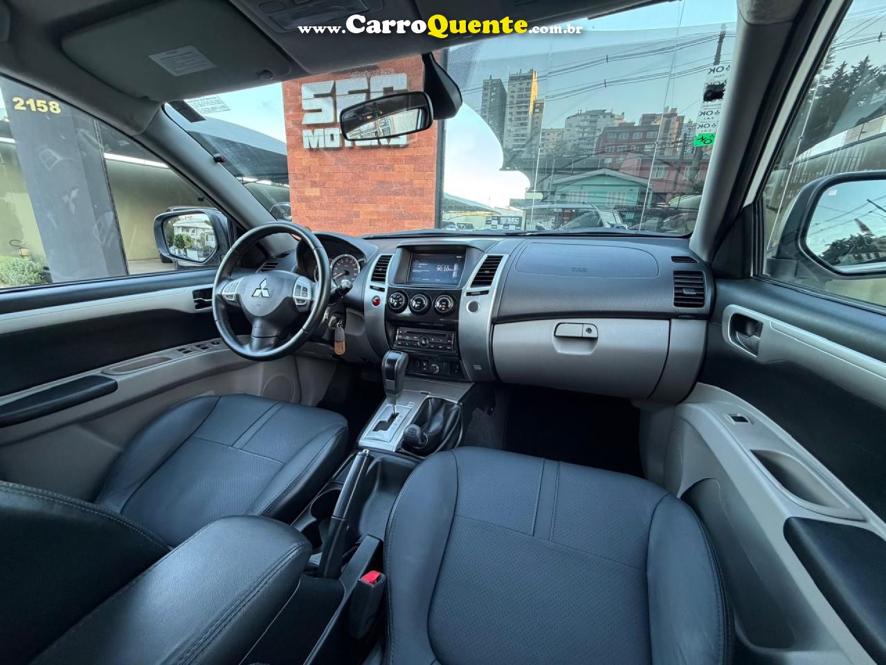 MITSUBISHI   PAJERO DAKAR HPE 3.2 4X4 T.I DIES 5P AUT   BRANCO 2014 3.2 DIESEL - Loja