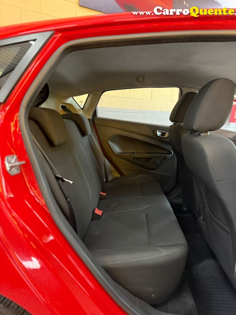 FORD   FIESTA 1.5 16V FLEX MEC. 5P   VERMELHO 2014 1.5 FLEX - Loja