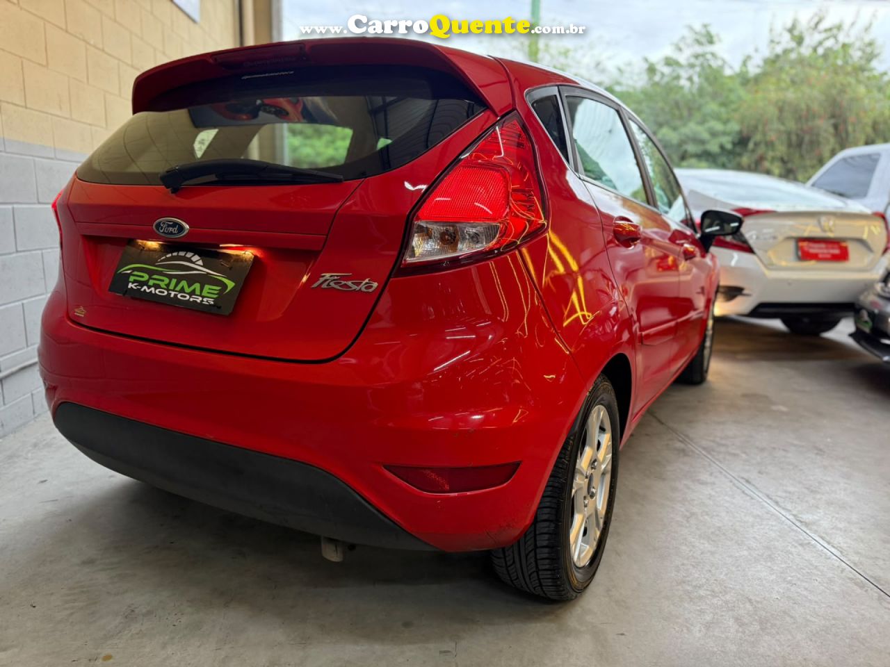 FORD   FIESTA 1.5 16V FLEX MEC. 5P   VERMELHO 2014 1.5 FLEX - Loja