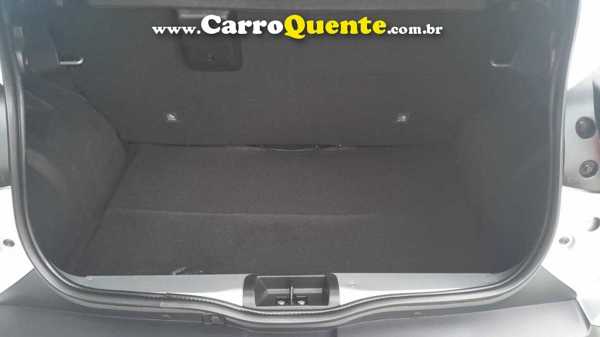 Renault KWID 1.0 12V SCE FLEX OUTSIDER MANUAL - Loja