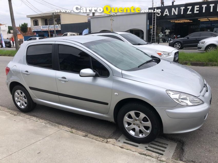 Peugeot 307 1.6 PRESENCE 16V GASOLINA 4P MANUAL - Loja