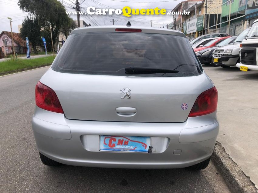 Peugeot 307 1.6 PRESENCE 16V GASOLINA 4P MANUAL - Loja