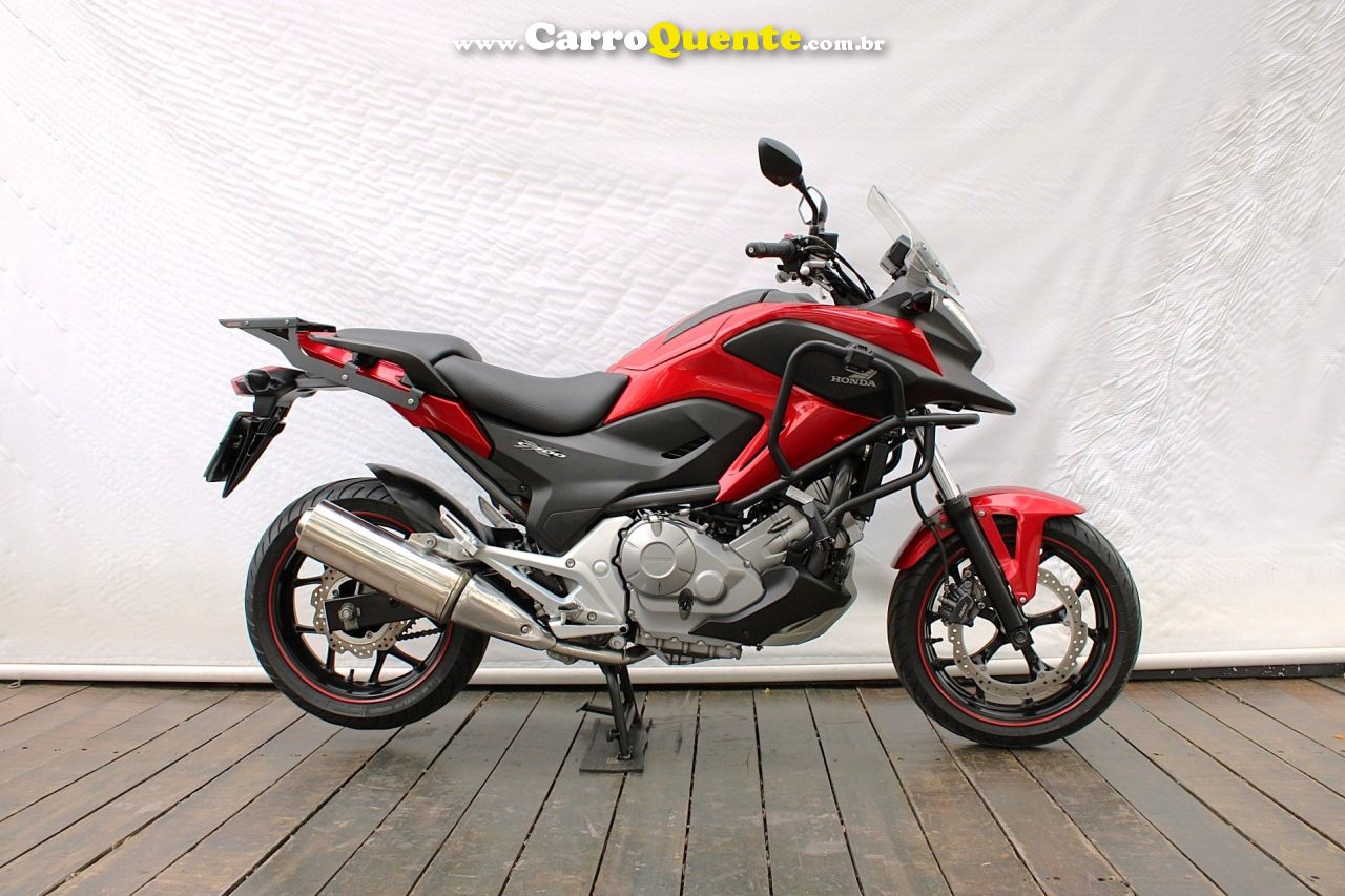 HONDA NC 700X 2014 - Loja