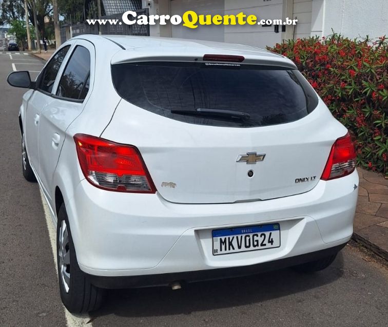 Chevrolet ONIX 1.0 MPFI LT 8V FLEX 4P MANUAL - Loja