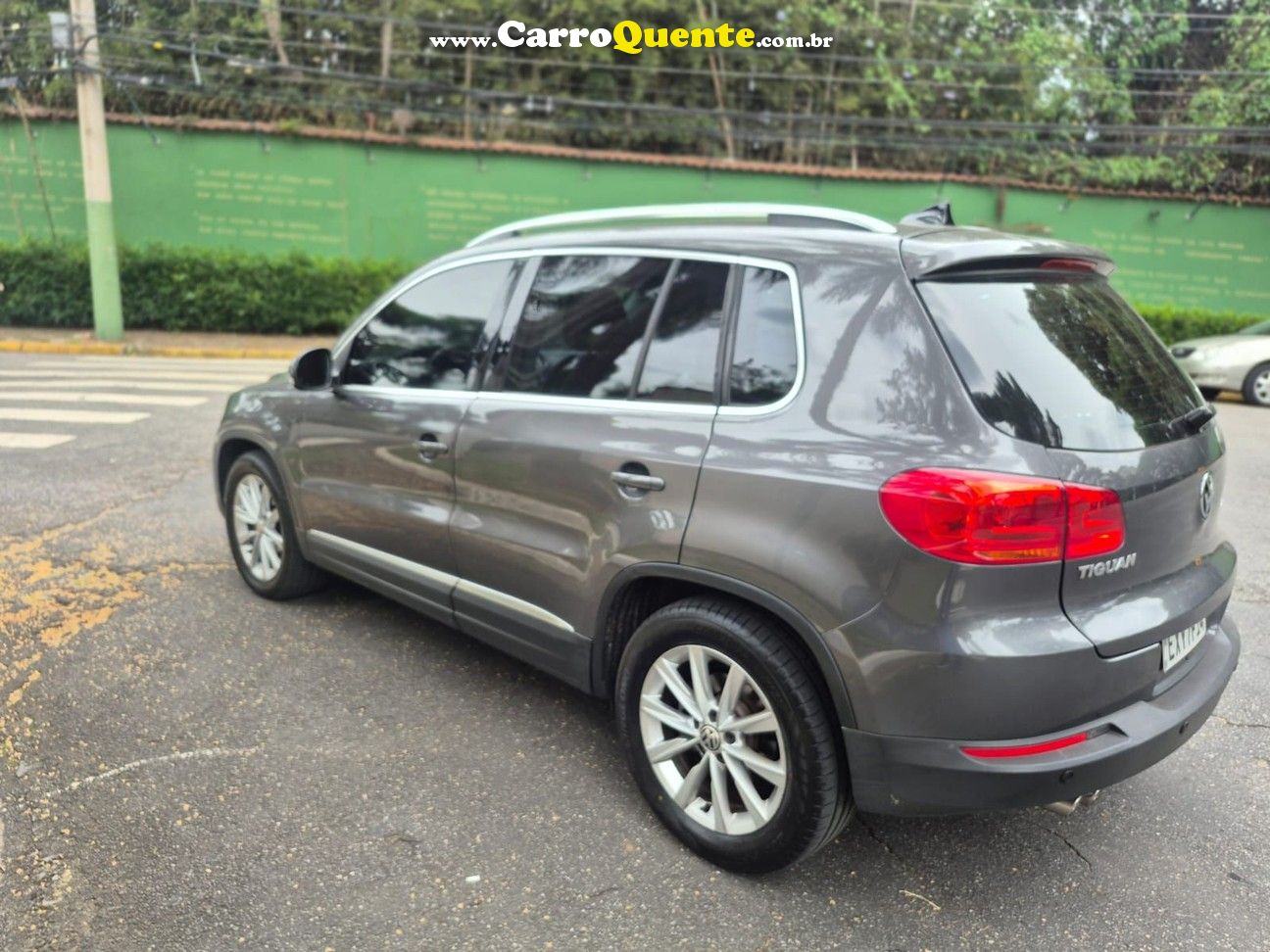 VOLKSWAGEN 2012 - Loja