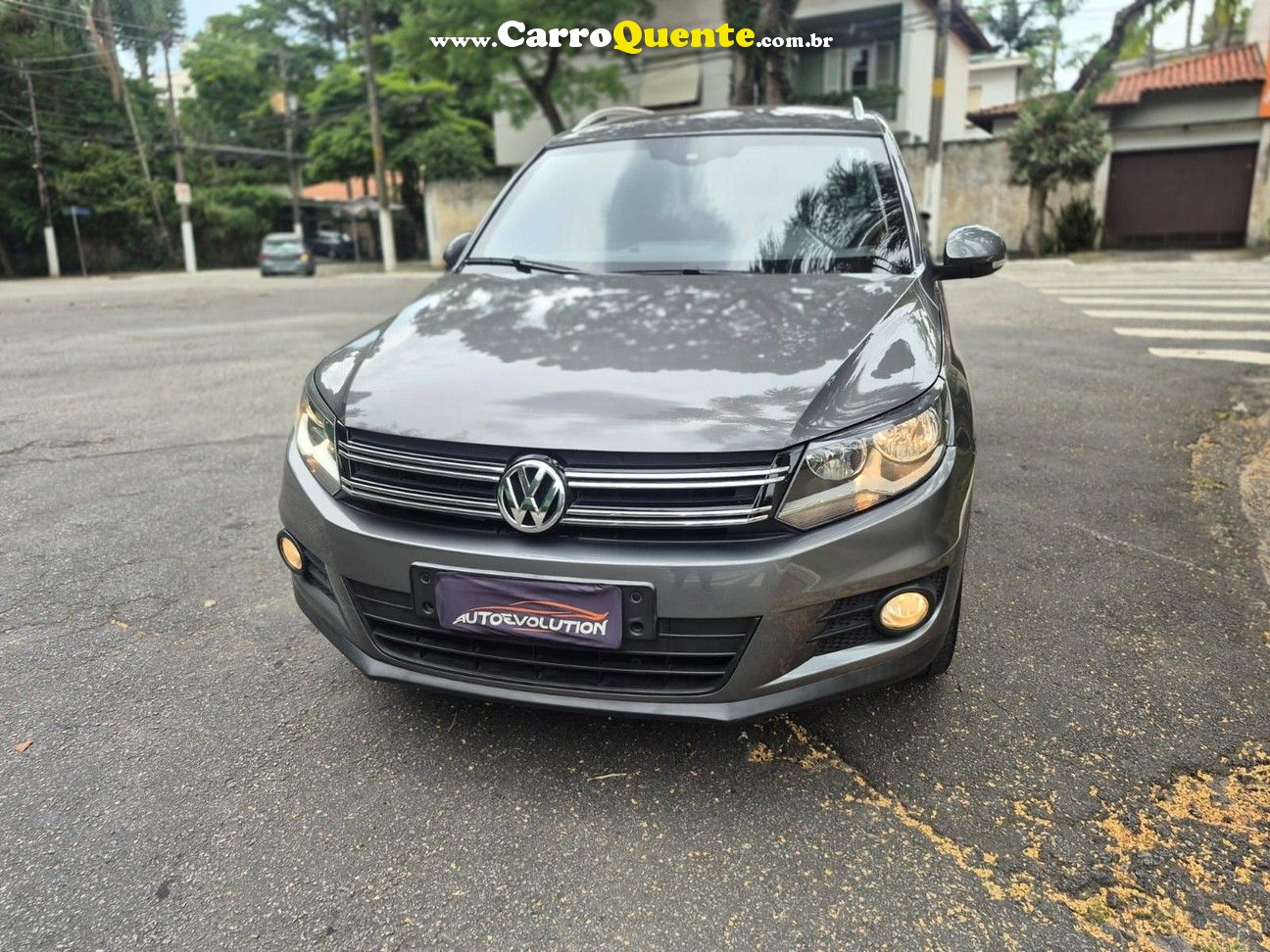 VOLKSWAGEN 2012 - Loja