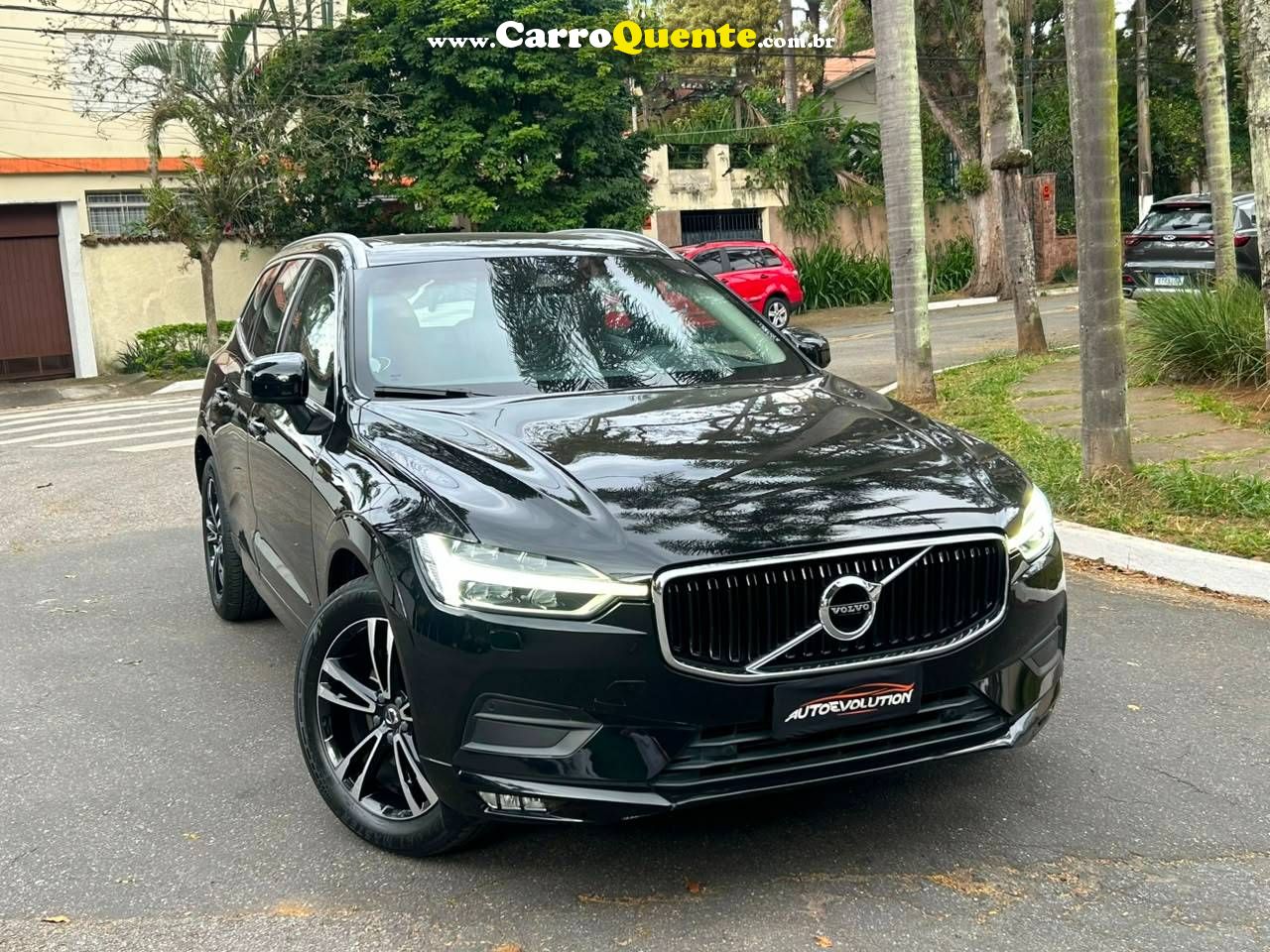 VOLVO XC60 2018 - Loja