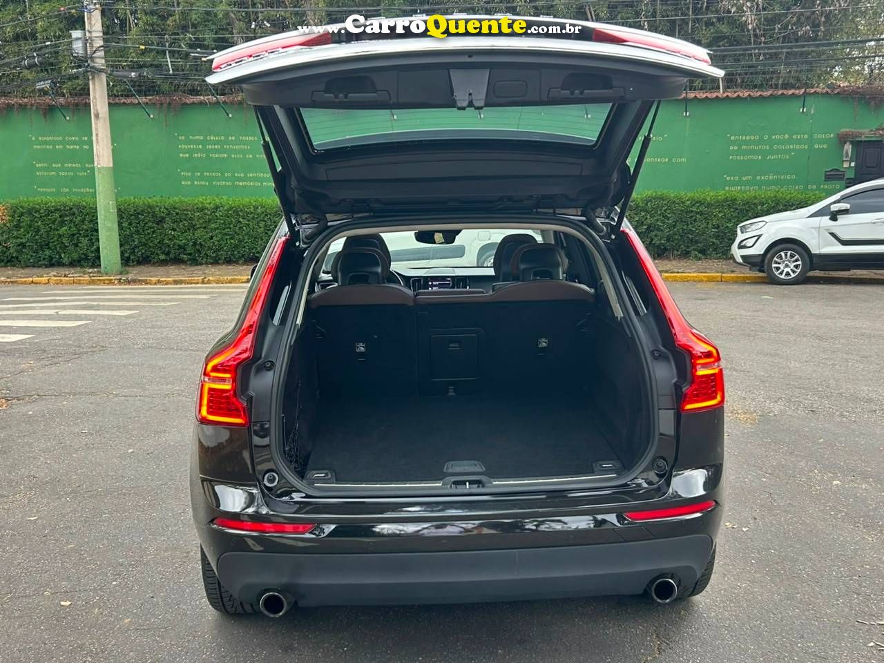 VOLVO XC60 2018 - Loja