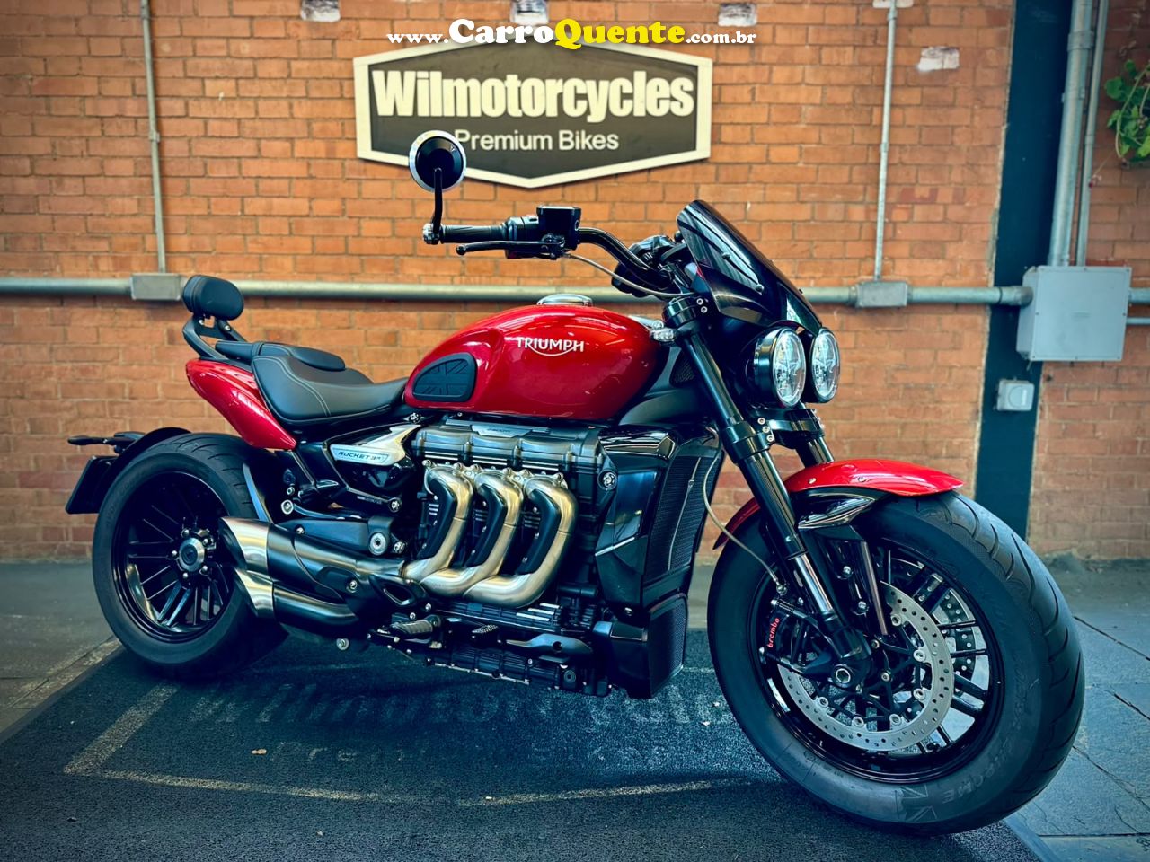 TRIUMPH ROCKET III R 2021 - Loja