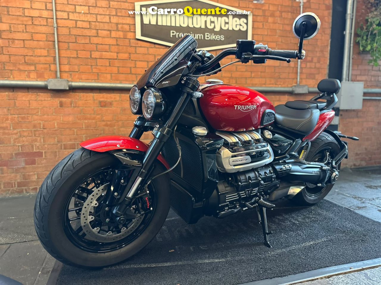 TRIUMPH ROCKET III R 2021 - Loja