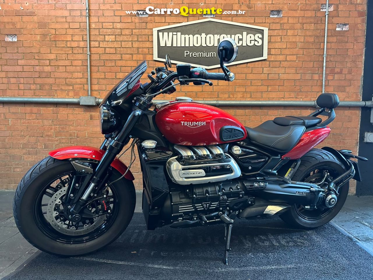 TRIUMPH ROCKET III R 2021 - Loja