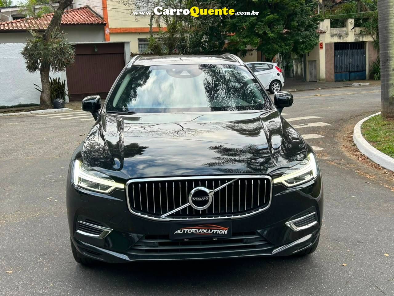 VOLVO XC60 2019 - Loja