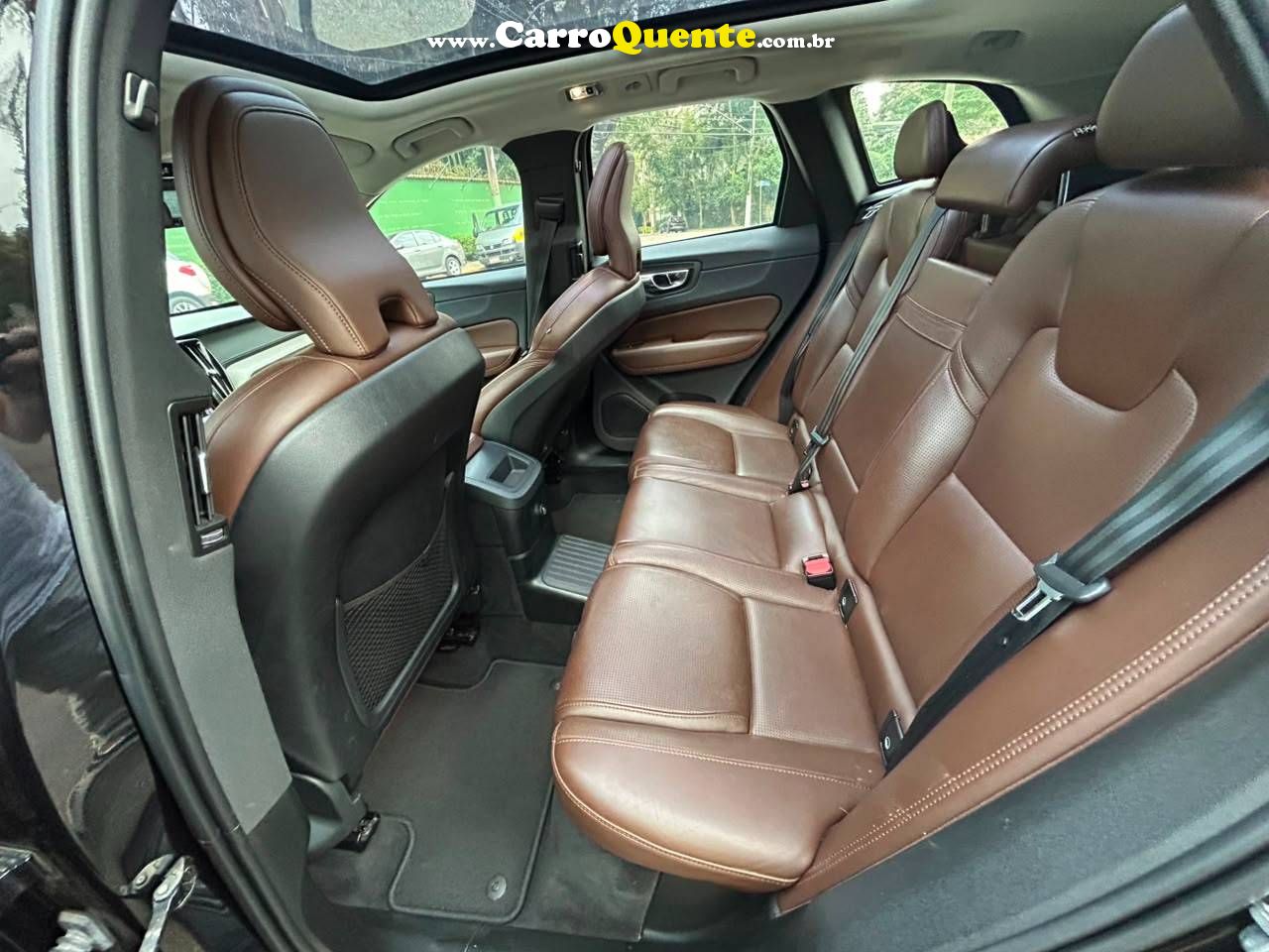VOLVO XC60 2019 - Loja