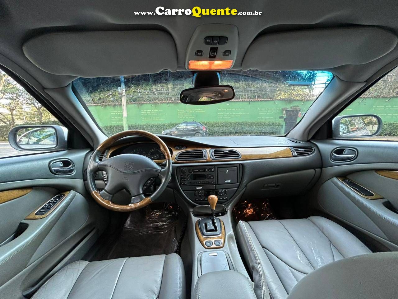 JAGUAR S-T 2000 - Loja