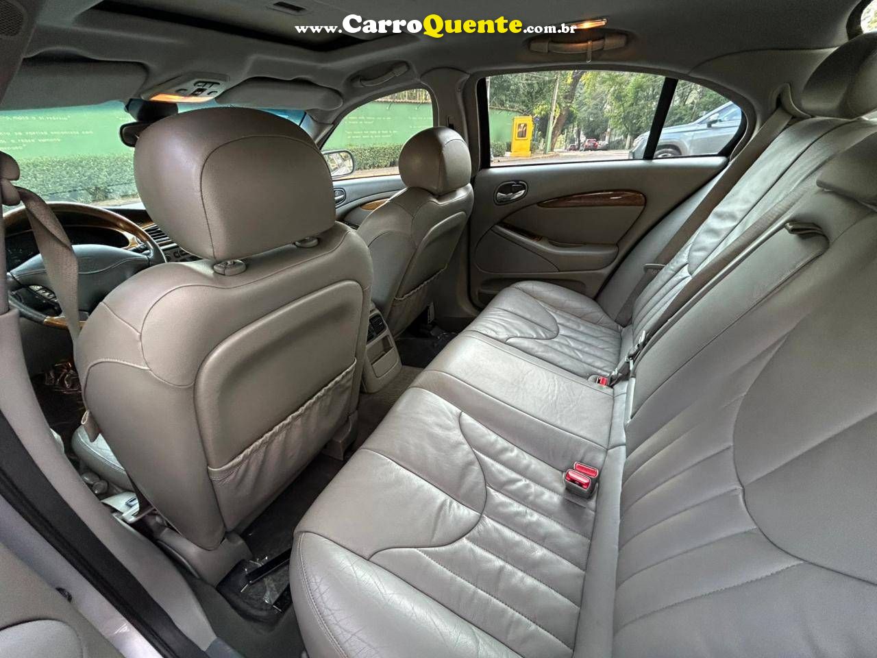 JAGUAR S-T 2000 - Loja