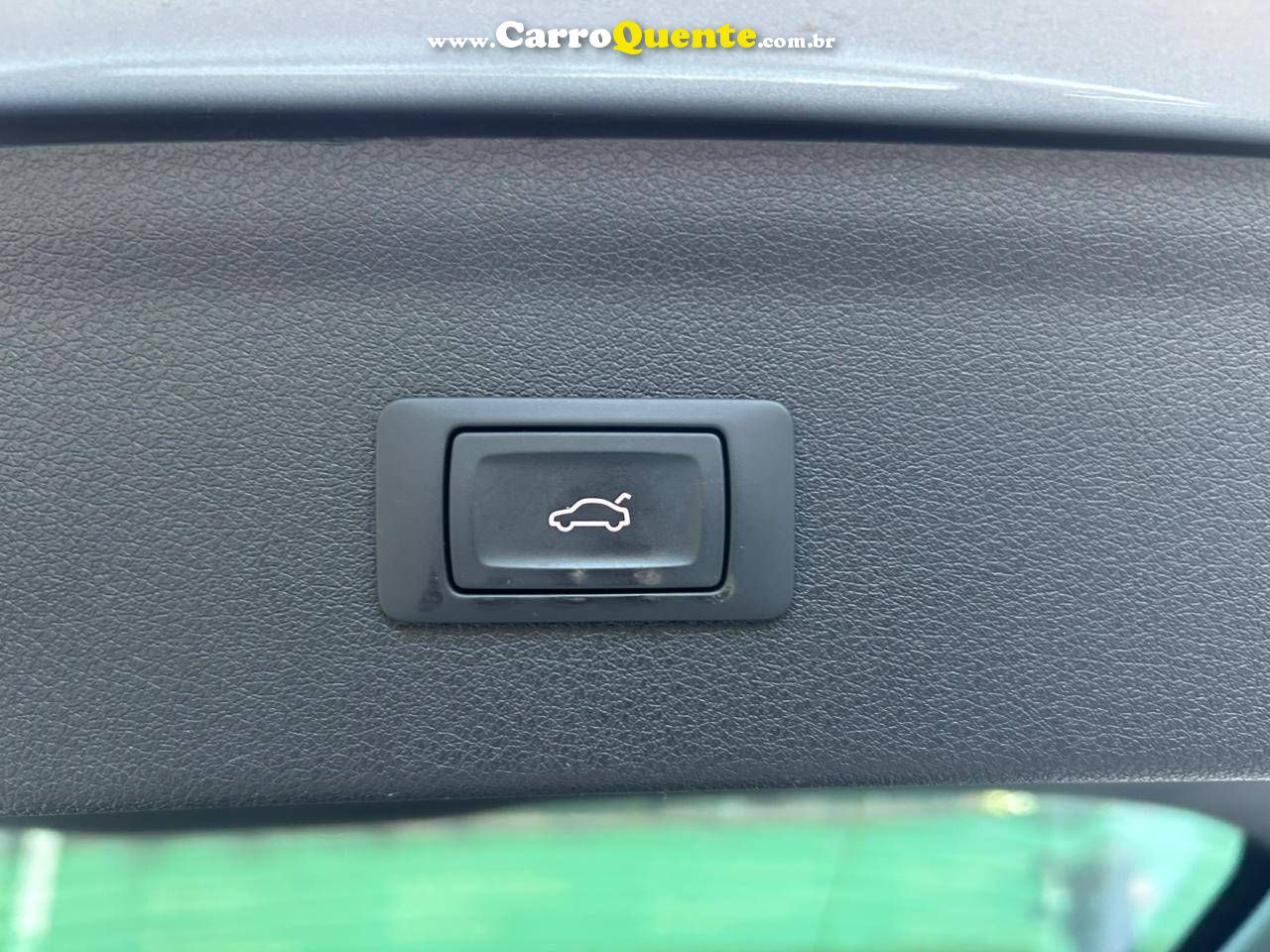 AUDI Q3 2 2016 - Loja