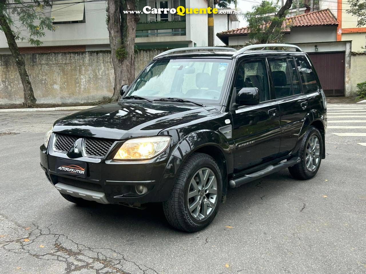 MITSUBISHI 2014 - Loja