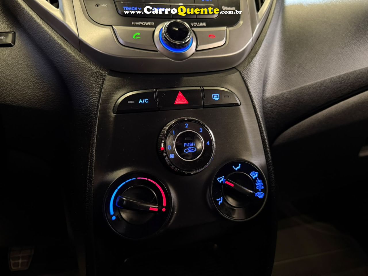 HYUNDAI HB20 1.6 COMFORT STYLE 16V 2015 - Loja