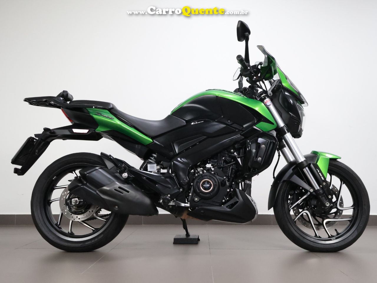 BAJAJ DOMINAR 400 ABS 2024 - Loja