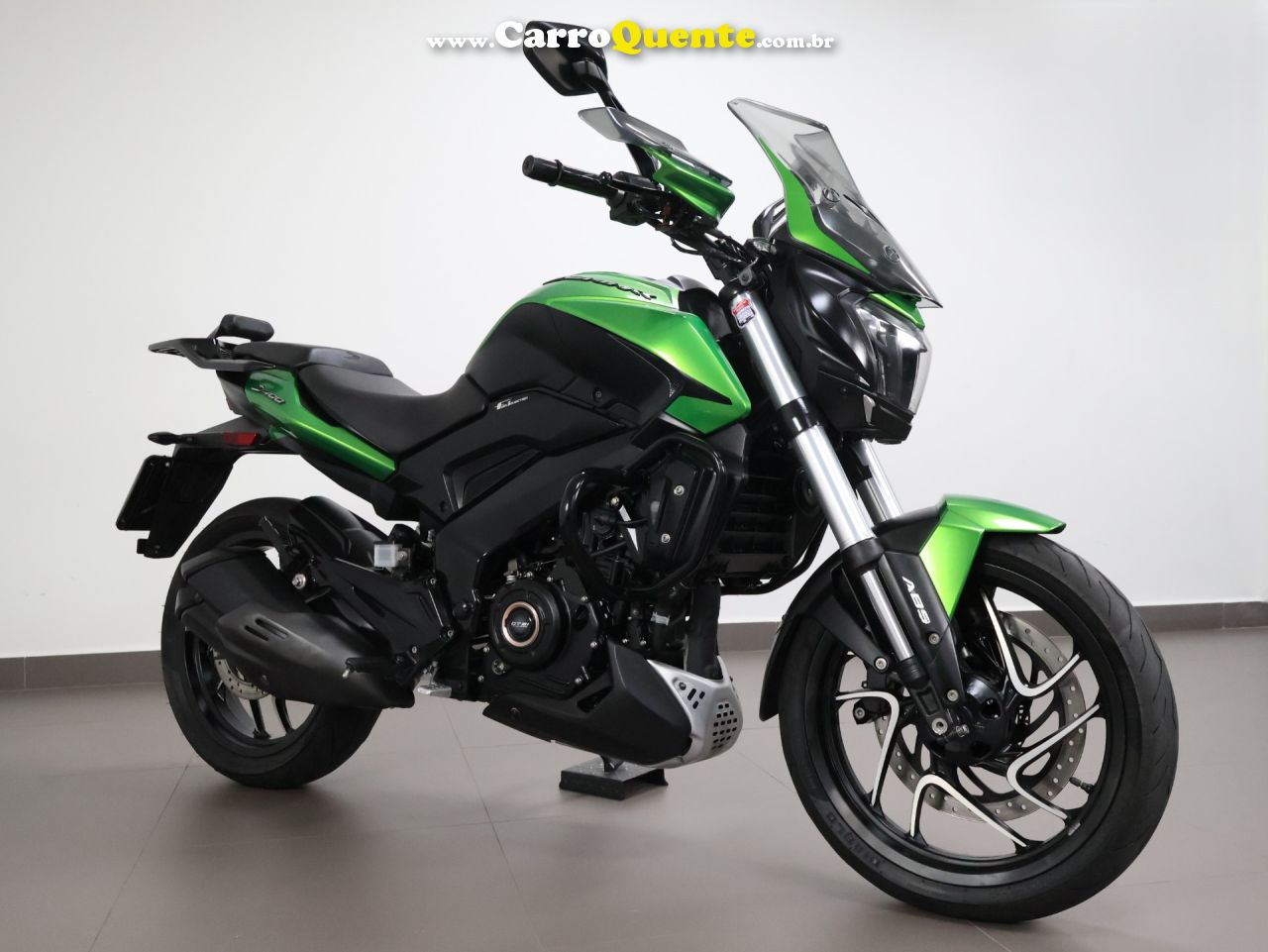 BAJAJ DOMINAR 400 ABS 2024 - Loja