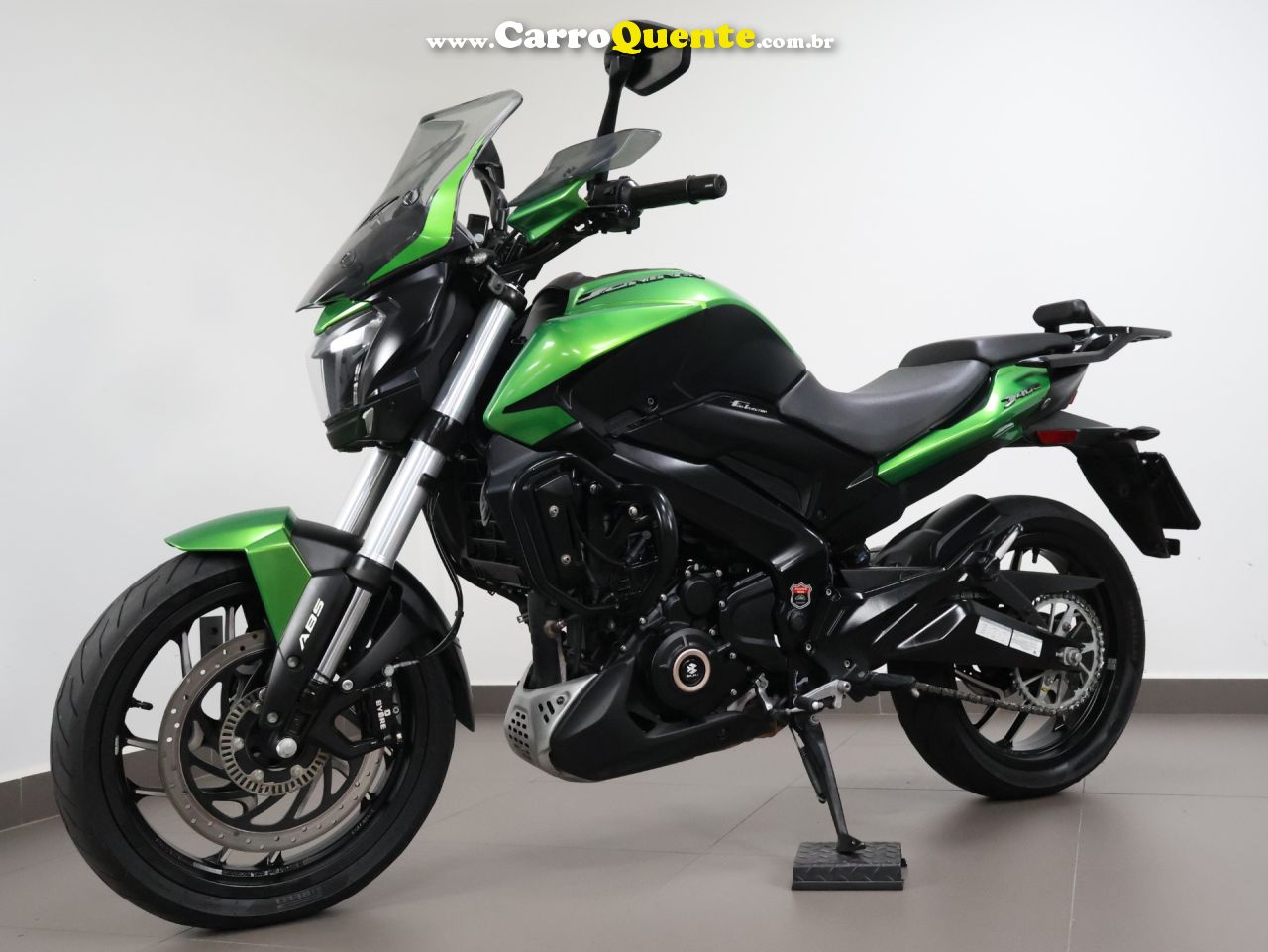 BAJAJ DOMINAR 400 ABS 2024 - Loja